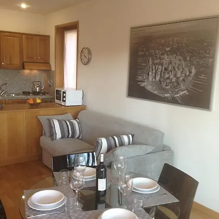 Milvia Apartment
